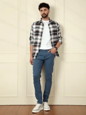 imgi_119_2_2b3bf079-b462-42e3-9068-b3f2b9580e04-300x400-1.webp Everyday Stretch Slim-Fit Jeans – Washed Blue